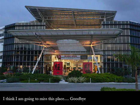 Limkokwing University College Graduation 2005